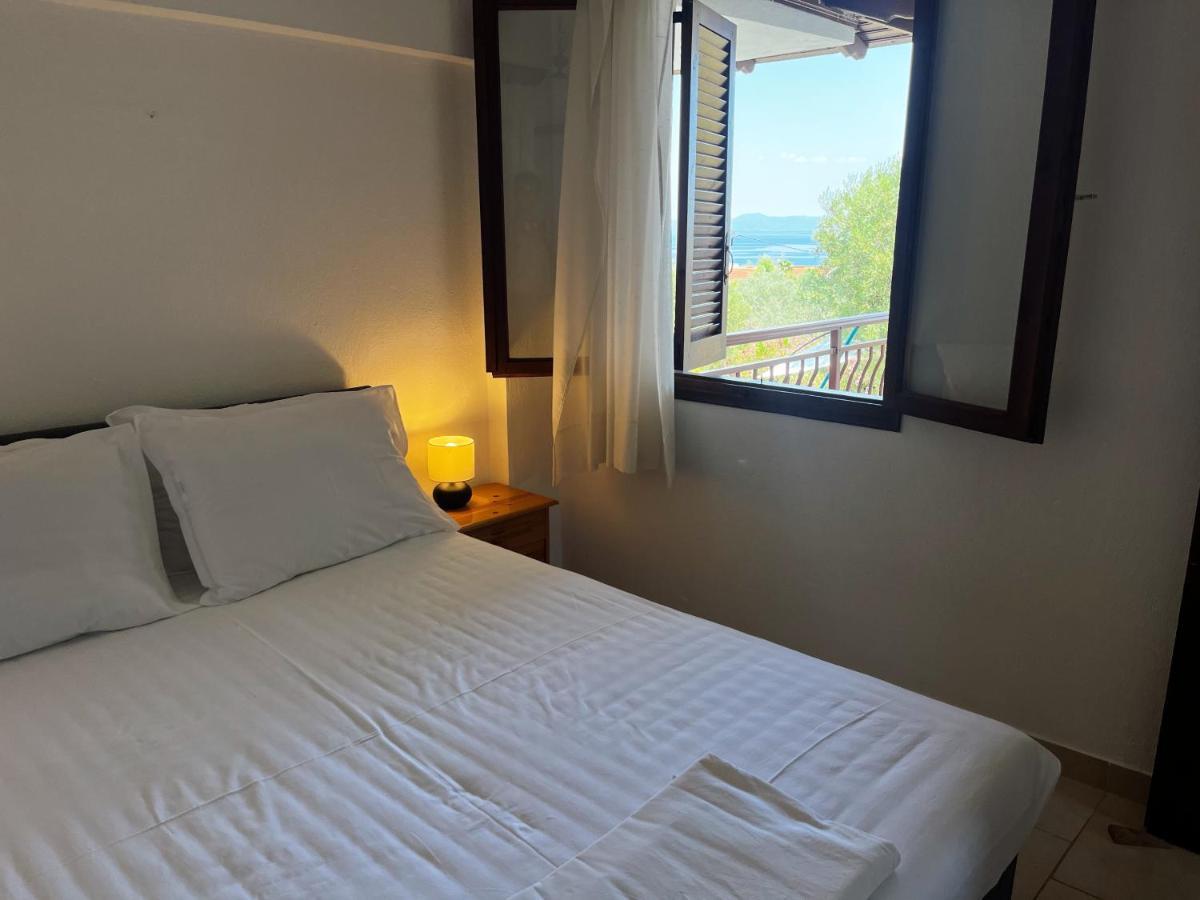 Antonio By The Sea Apartment Kriopigi Luaran gambar